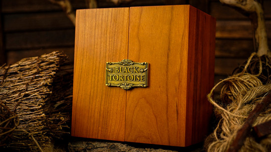 Black Tortoise Deluxe Wooden Box Set by Ark - Pokerdeck