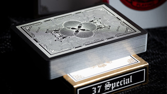 Preview: 15 YEARS OF FULTONS PLAYING CARDS