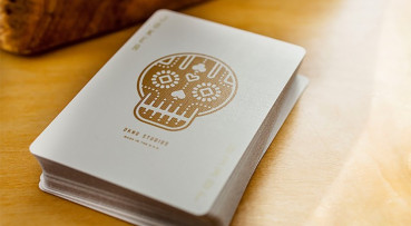 DKNG Wheel Playing Cards by Art of Play - Rot - Pokerdeck