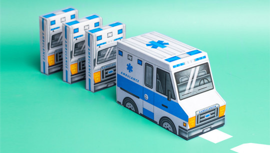 Ambulance (half-brick truck) by Riffle Shuffle - Pokerdeck