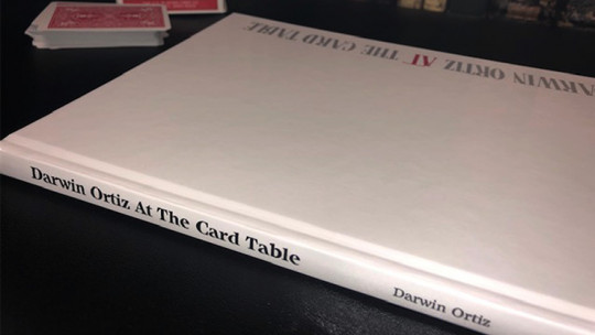 At the Card Table by Darwin Ortiz - Buch