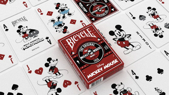 Preview: Bicycle Disney Mickey and Friends Box Set by US Playing Card Co