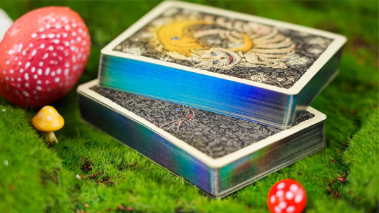 Childhood (Half Brick Standard + Gilded ) by TCC & Lunzi - Pokerdeck