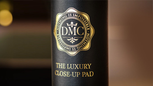 Close Up Matte - The DMC Luxury Close-Up Pad
