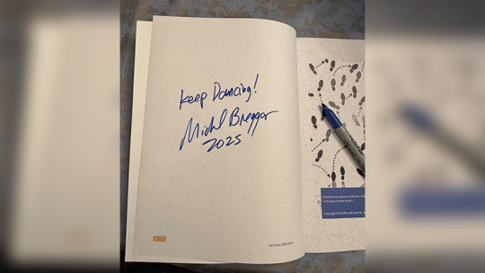 Dancing with the Cards by Michael Breggar - Buch