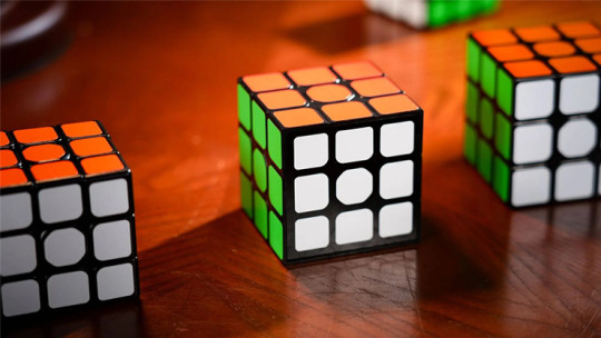Preview: Dimensional Cube by Magic Class & TCC Magic