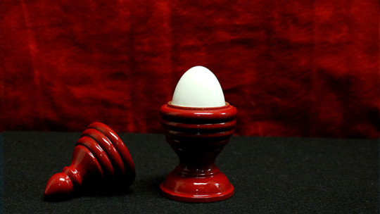 EGG VASE & SILK (RED) by Premium Magic