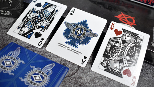 Euchre Loner Hand by Midnight Cards - Pokerdeck