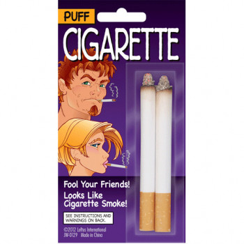 Fake Zigarette mit Rauch
