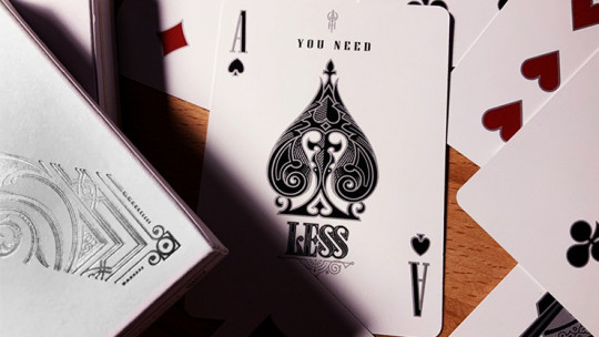 Less (Silver) by Lotrek - Pokerdeck