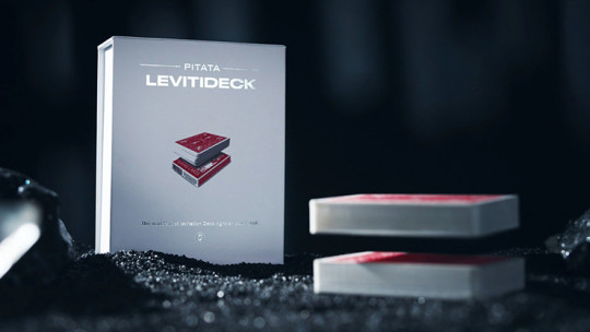 Leviti Deck by PITATA