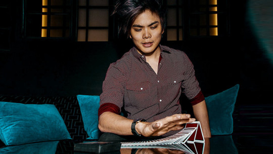 Limited Edition NOC x Shin Lim - Pokerdeck