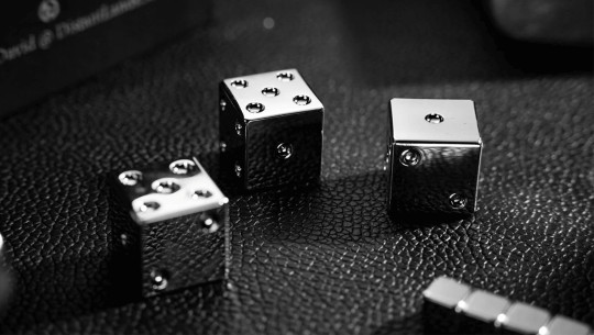Preview: MagnetiCubes by Ivo David Oliveira & TCC Magic