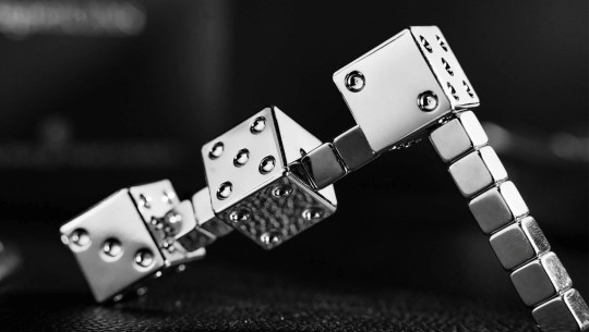 Preview: MagnetiCubes by Ivo David Oliveira & TCC Magic