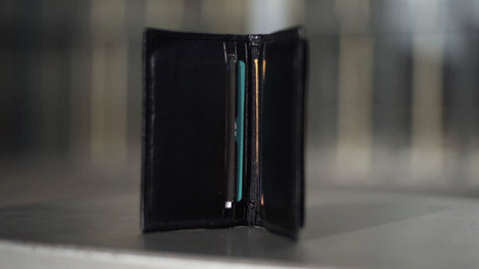 Preview: Marchand de Trucs & Mindbox Presents The Viper Wallet by Sylvain Vip & Maxime Schucht