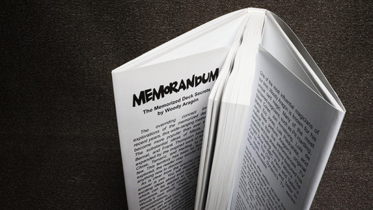 Memorandum by Woody Aragon - Buch