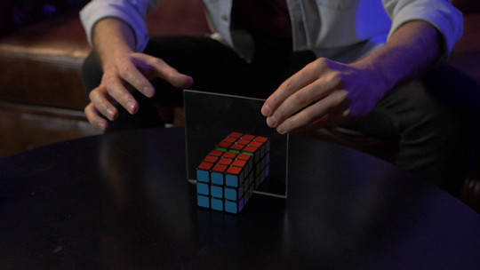 Mirror Standard Rubik Cube by Rodrigo Romano