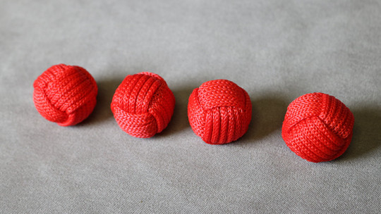 Monkey Fist Cups and Balls (4 Balls) by Leo Smetsters