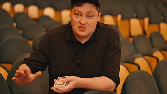 Mortenn's Deck Switching Shell (Red) by Mortenn Christiansen and CrazyJokers