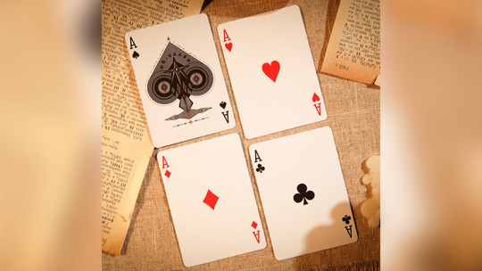 Mr. Black V2 (Red) - Pokerdeck