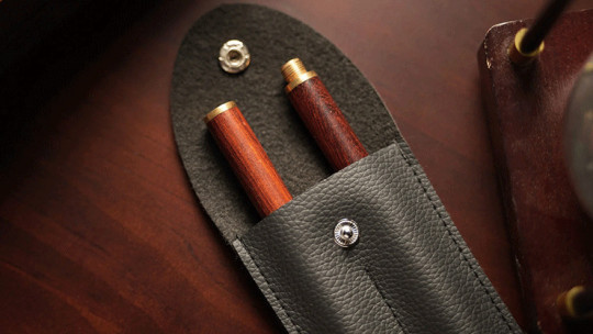 Preview: New Folding Wand by TCC Presents (Faux Ivory)