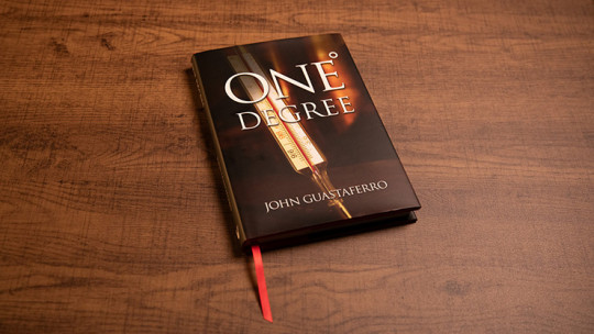 One Degree by John Guastaferro and Vanishing Inc. - Buch
