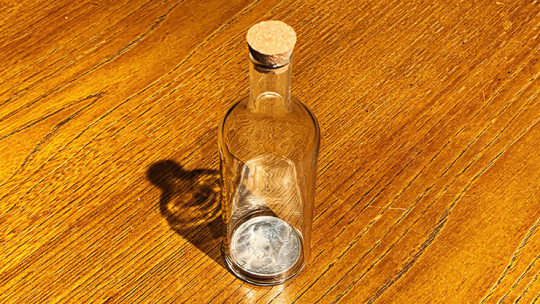 REAL COIN IN BOTTLE by Bacon Magic - Half Dollar - Münze in Flasche