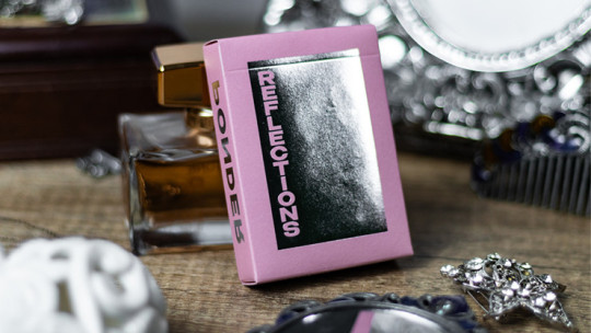 Reflections Ponder (Pink) by Emily Sleights - Pokerdeck