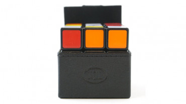 Rubik's Cube Holder by Jerry O'Connell and PropDog