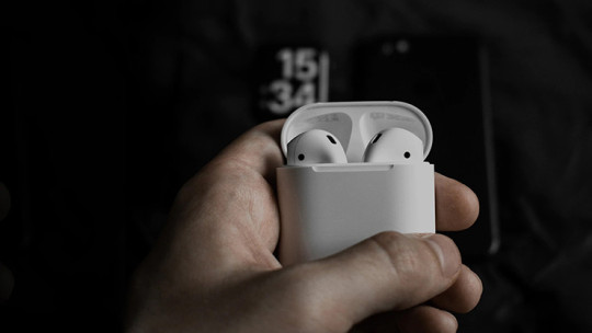 Self Vanishing Headphones by Ellusionist - Verschwindende Kopfhörer als Alternative zu Ball and Vase