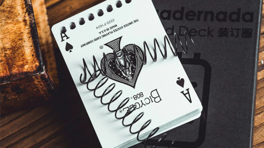 Preview: The Bound Deck by Juan Luis Rubiales and Bacon Magic