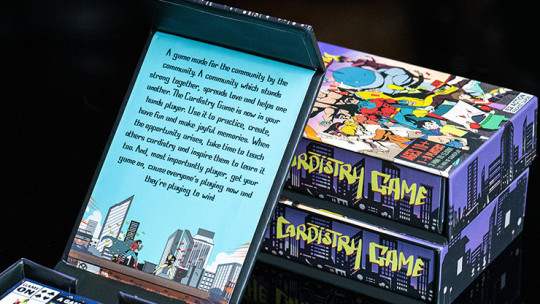 Preview: The Cardistry Game by Biz and Friends - Pokerdeck