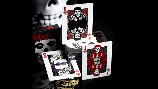 Preview: THE MISFITS™ FIEND OFFICIAL PLAYING CARDS