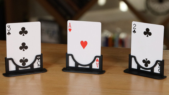 Three Cards Monte Stand RED by Jeki Yoo