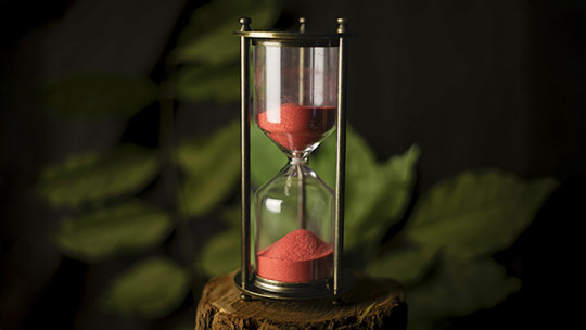 TIME by Yoan TANUJI & Magic Dream - Markiertes Kartenspiel