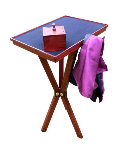 Schwebender Tisch mit Anti Gravity Box - Trinity Floating Table by Losander - Original