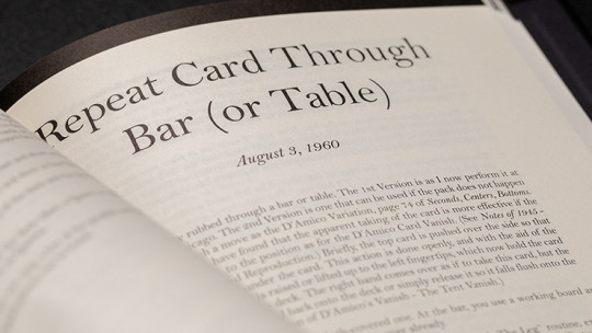 Preview: Unexpected Card Book by Ed Marlo