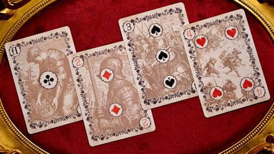 Preview: Wars of the Roses (2nd Edition Red Tuck- Gilded ) Playing Cards