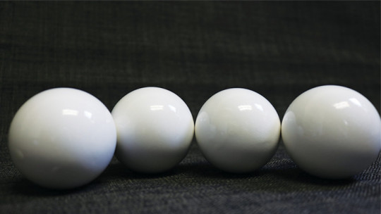 Wooden Billiard Balls (1.75" White) by Classic Collections