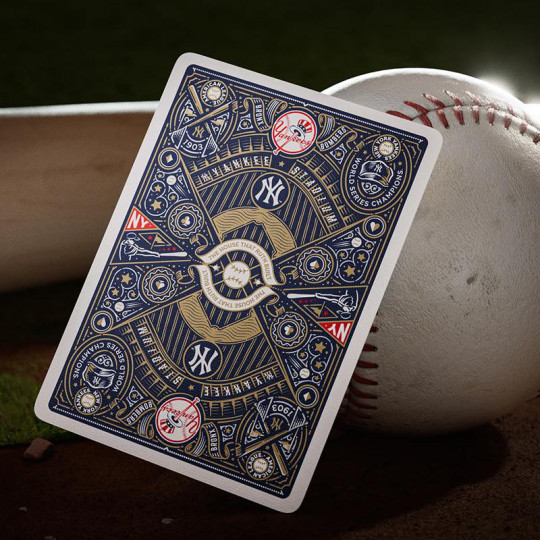 Preview: Yankees Playing Cards by Theory11