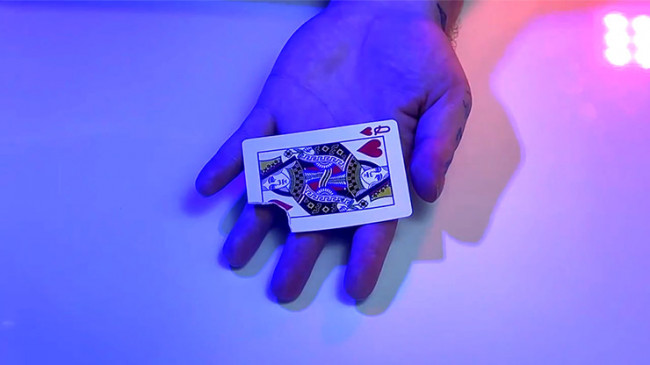 BERMUDA (BLUE) by Nicholas Lawrence - Abgerissene Kartenecke verschwindet und erscheint - Zaubertrick