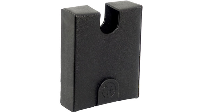 Deck Shooter (Black) by Hanson Chien