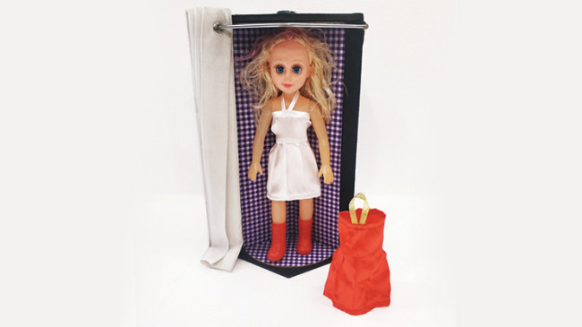 Dress Changing Doll by Tora Magic - Puppe verwandelt Farbe vom Kleid - Zaubertrick