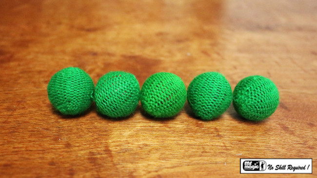 Häkelballe - Crochet Balls - Grün - Chop Cup - Combo Set- 4 Normale und 1 Magnetischer Ball