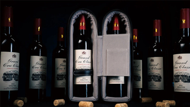 Miracle Wine Bottles Complete Set with Case by TCC