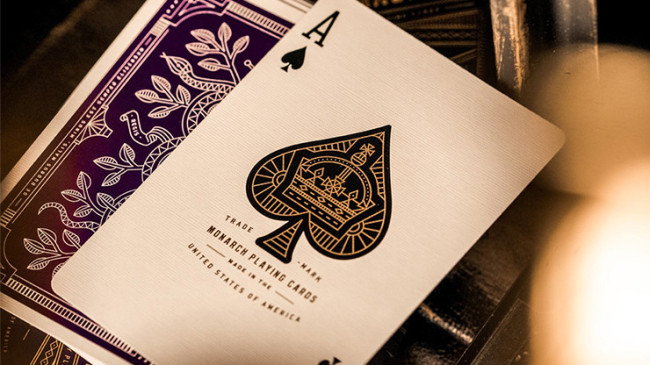 Monarch Royal Edition (Purple) by theory11 - Pokerdeck