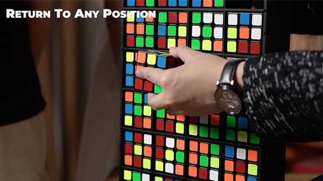 RUBIKS WALL Complete Set by Bond Lee (Two Part Item) - Bühnenillusion mit Rubiks Würfel