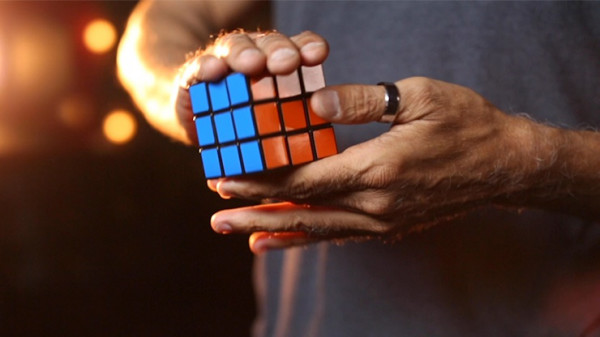The Enchanted Cube by Daryl - Rubiks Würfel Zaubertrick