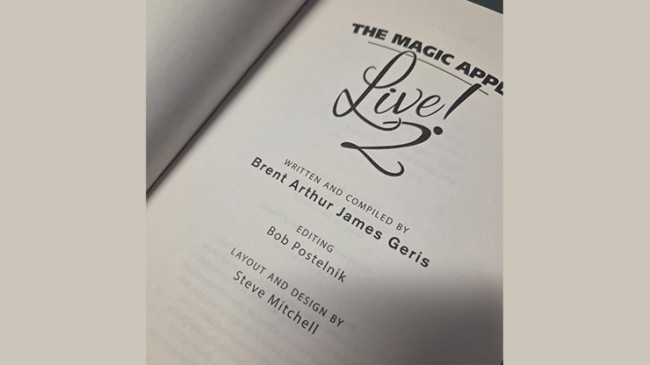 The Magic Apple LIVE 2 by Brent Arthur James Geris - Buch